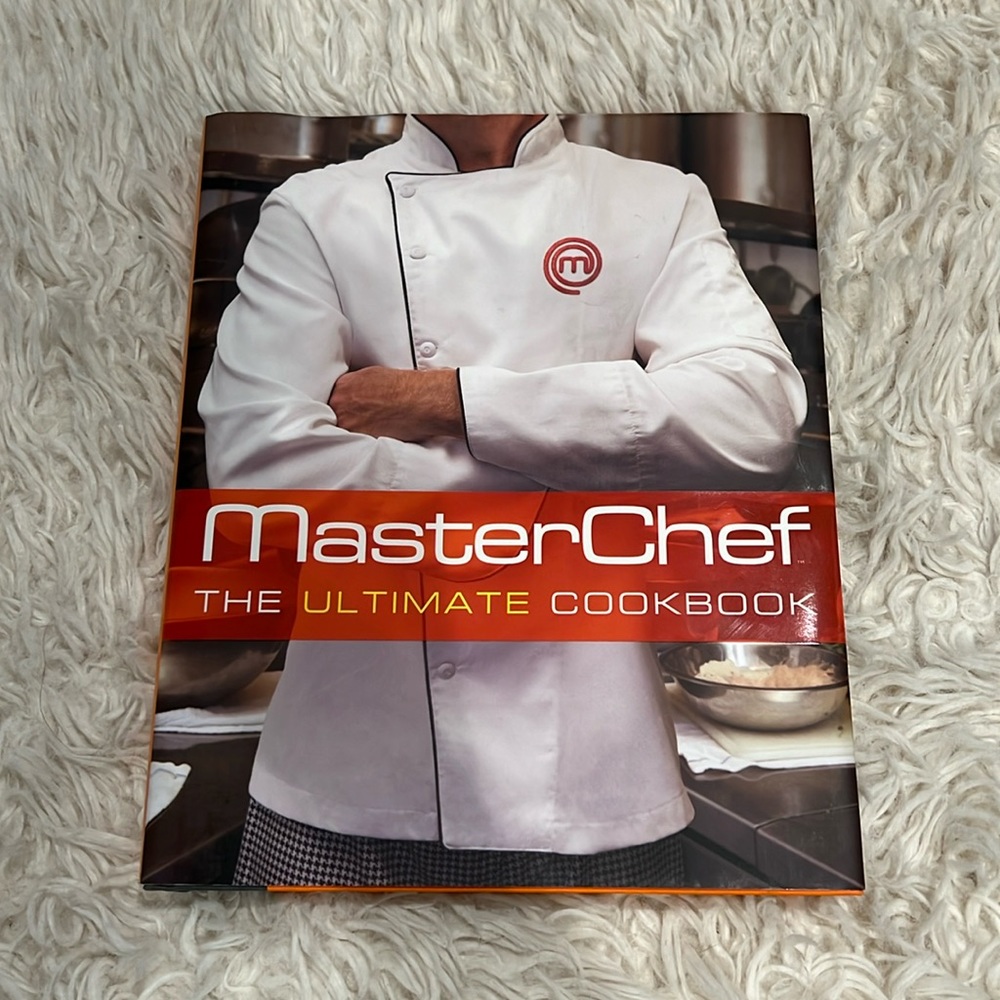 🌟SALE🌟 
MasterChef Cookbook